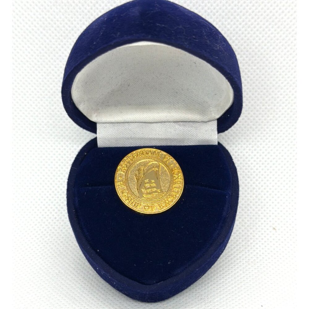 VTG Inaugural Cruise Rotterdam VI Ship Of Excellence Souvenir Lapel Pin Box NOS - Picture 2 of 12